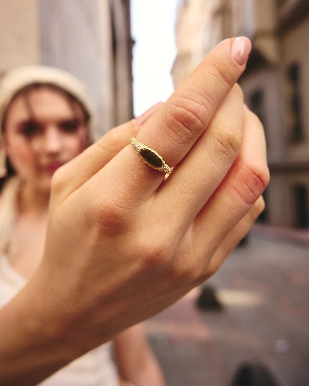 Pave Initial Gold Ring - GHALIA - MIRA Y MANO