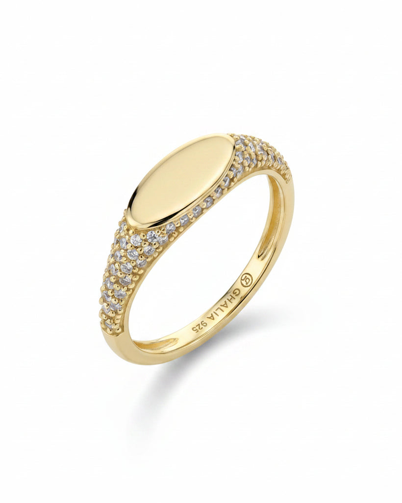 Pave Initial Gold Ring - GHALIA - MIRA Y MANO