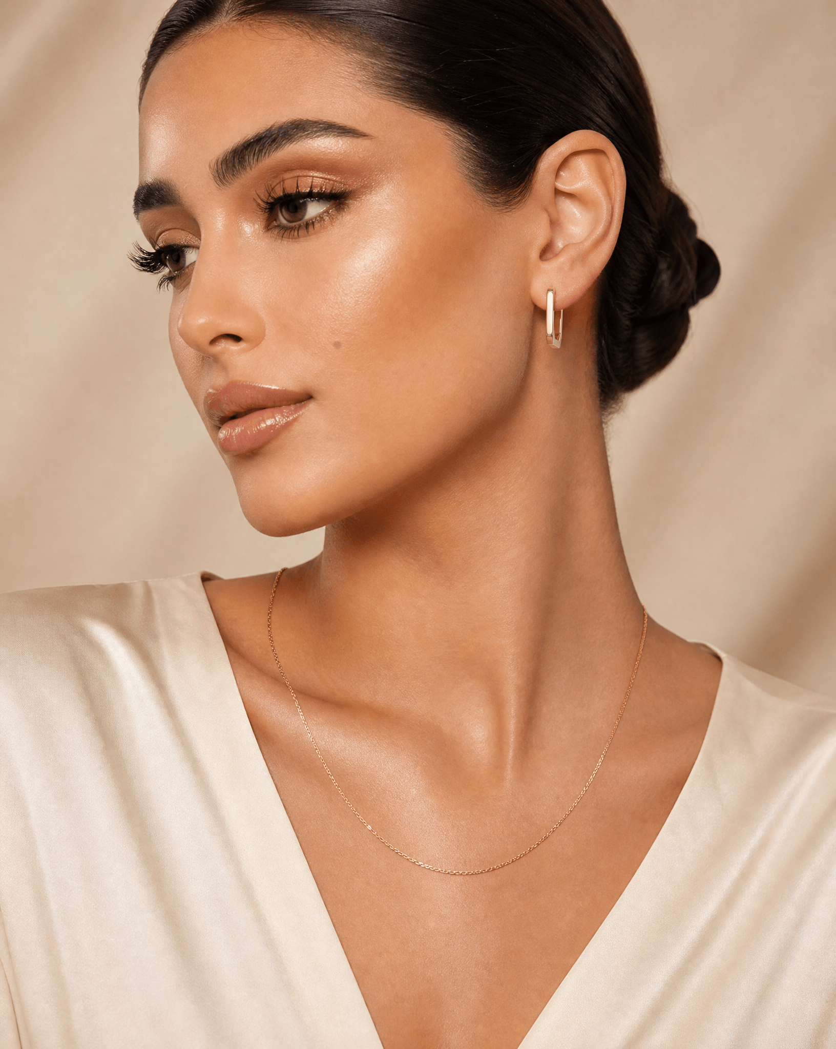 SQUARED HOOPS EARRINGS - GHALIA - MIRA Y MANO