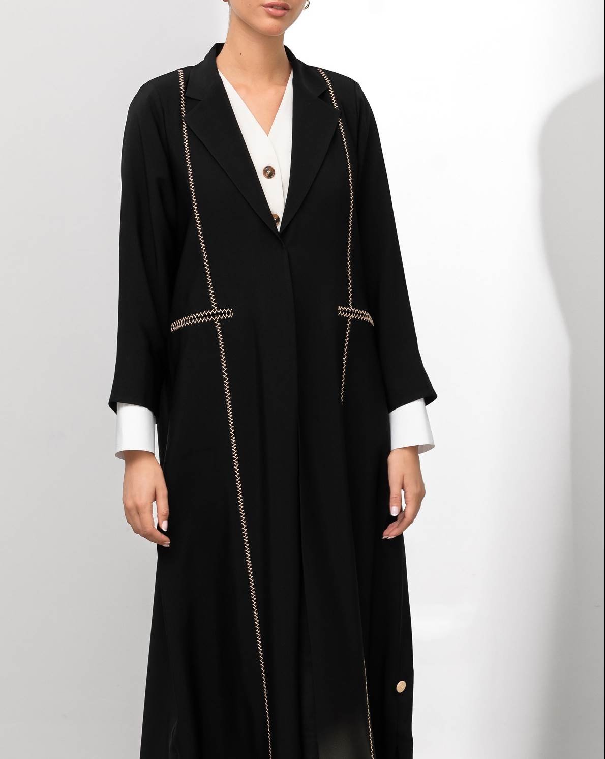G207-BLK - Black Crepe Abaya - GUL - MIRA Y MANO