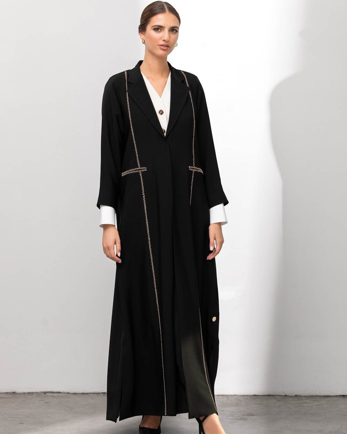 G207-BLK - Black Crepe Abaya - GUL - MIRA Y MANO