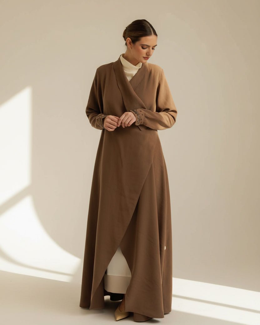 G247-KB ABAYA - GUL - MIRA Y MANO
