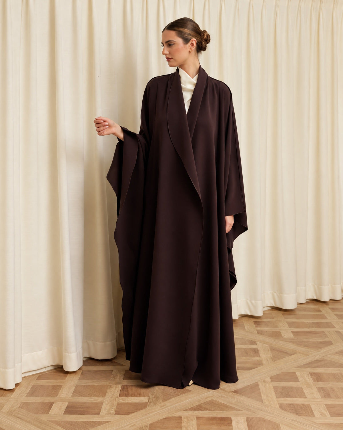 G249-DC - Dark Brown Crepe Abaya - GUL - MIRA Y MANO