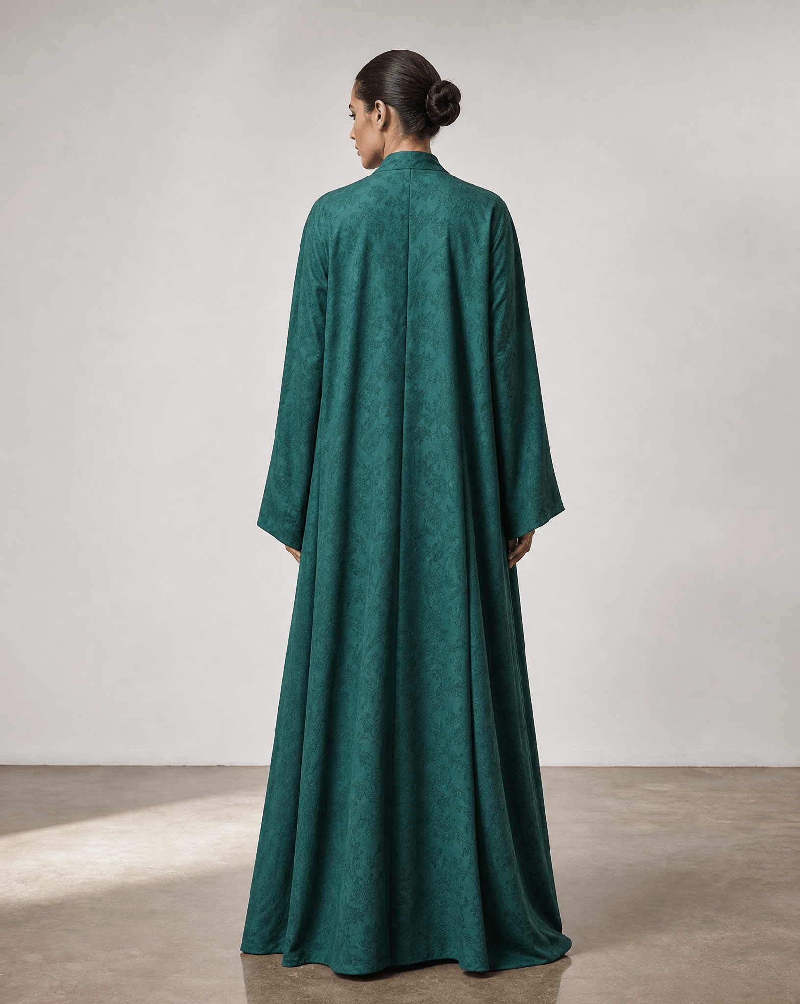 HA25 - FW25 - 21 ABAYA - HAMADIS - MIRA Y MANO