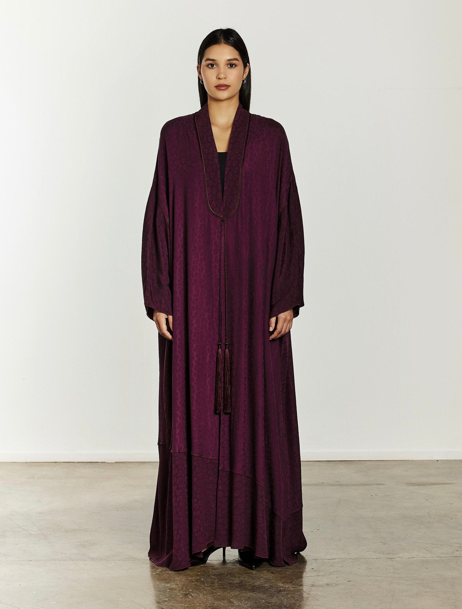 HAMADIS ICONIC - PR ABAYA - HAMADIS - MIRA Y MANO