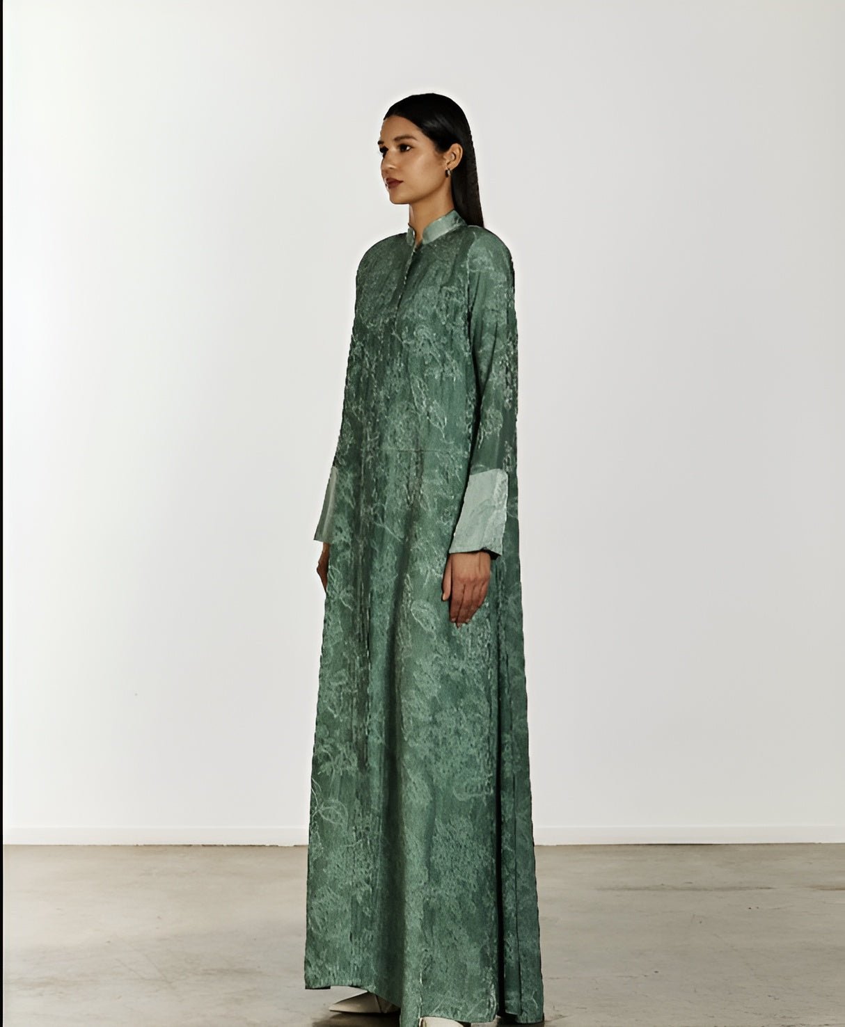 SOFT RARE ABAYA - HAMADIS - MIRA Y MANO