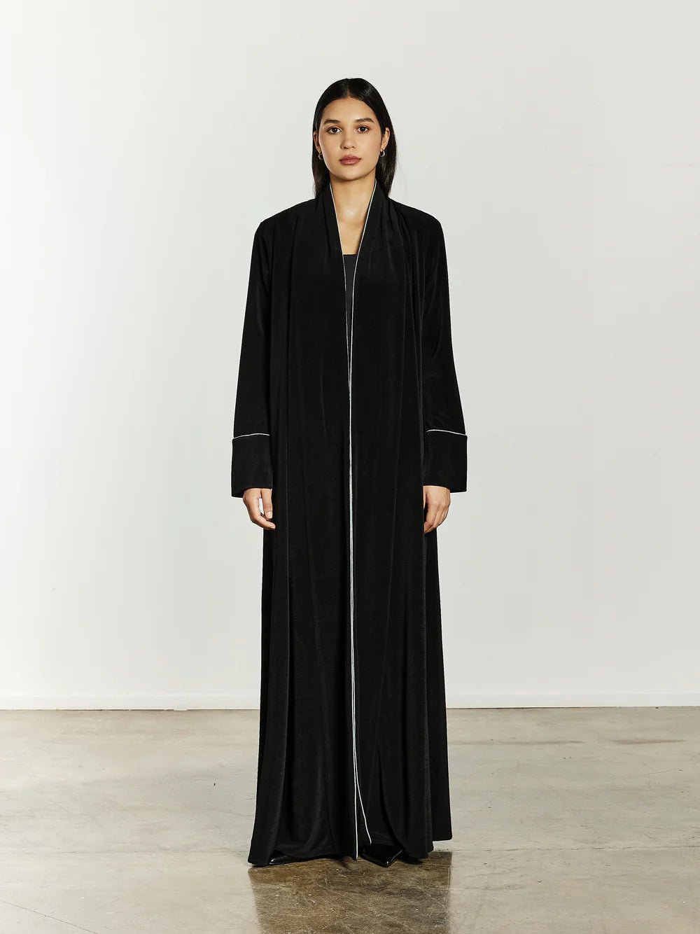 STREM BLACK ABAYA - HAMADIS - MIRA Y MANO