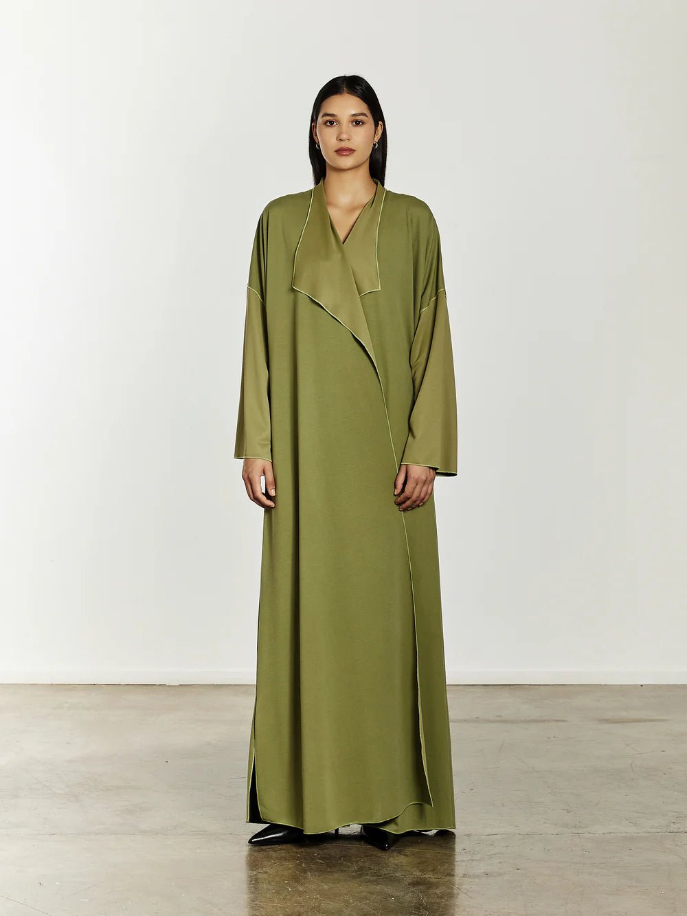 SWAY MUSTARD ABAYA - HAMADIS - MIRA Y MANO