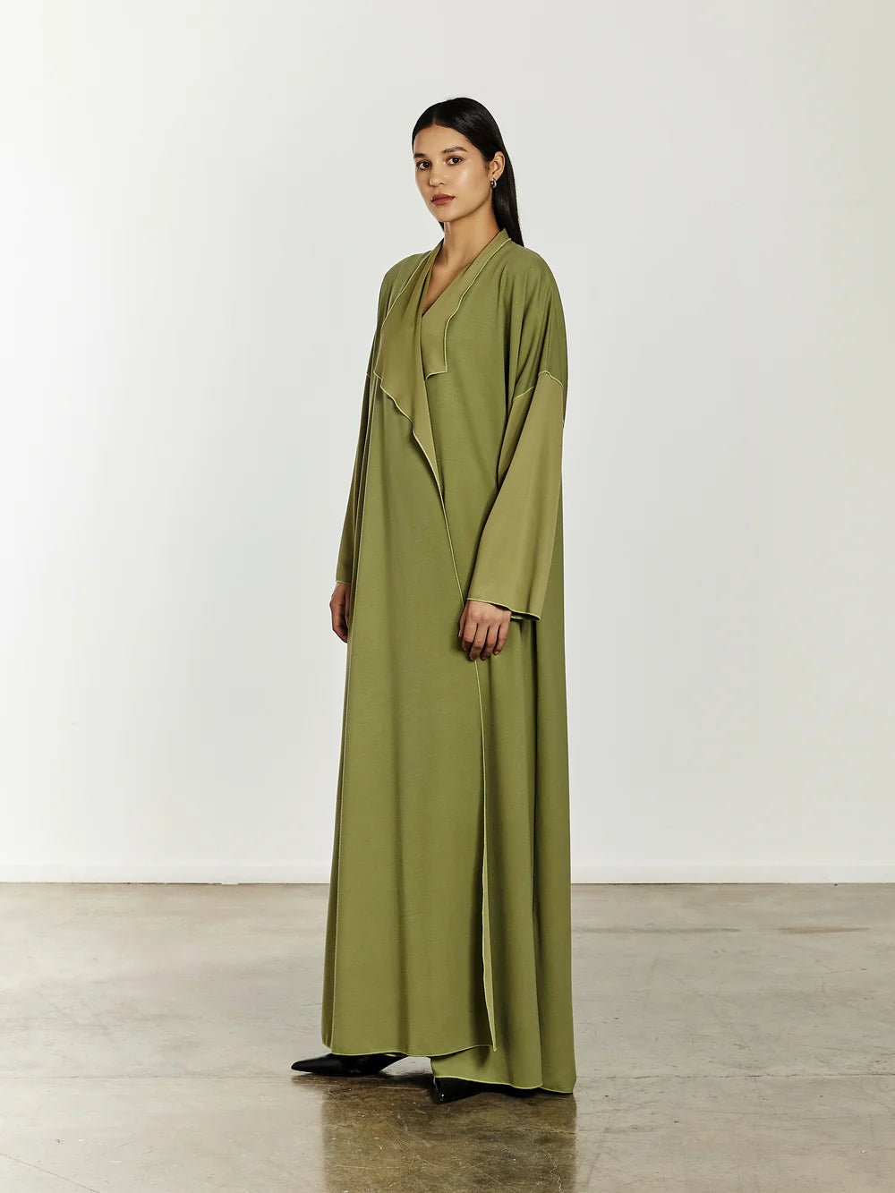 SWAY MUSTARD ABAYA - HAMADIS - MIRA Y MANO
