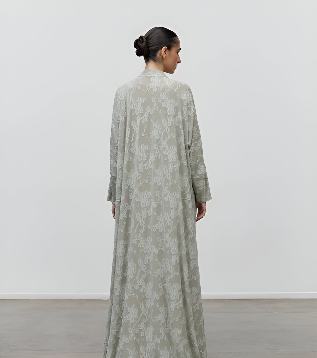THE SOFT HOLD ABAYA - HAMADIS - MIRA Y MANO