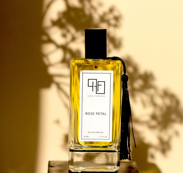 ROSE PETAL PERFUME - HIBA FARRASH - MIRA Y MANO