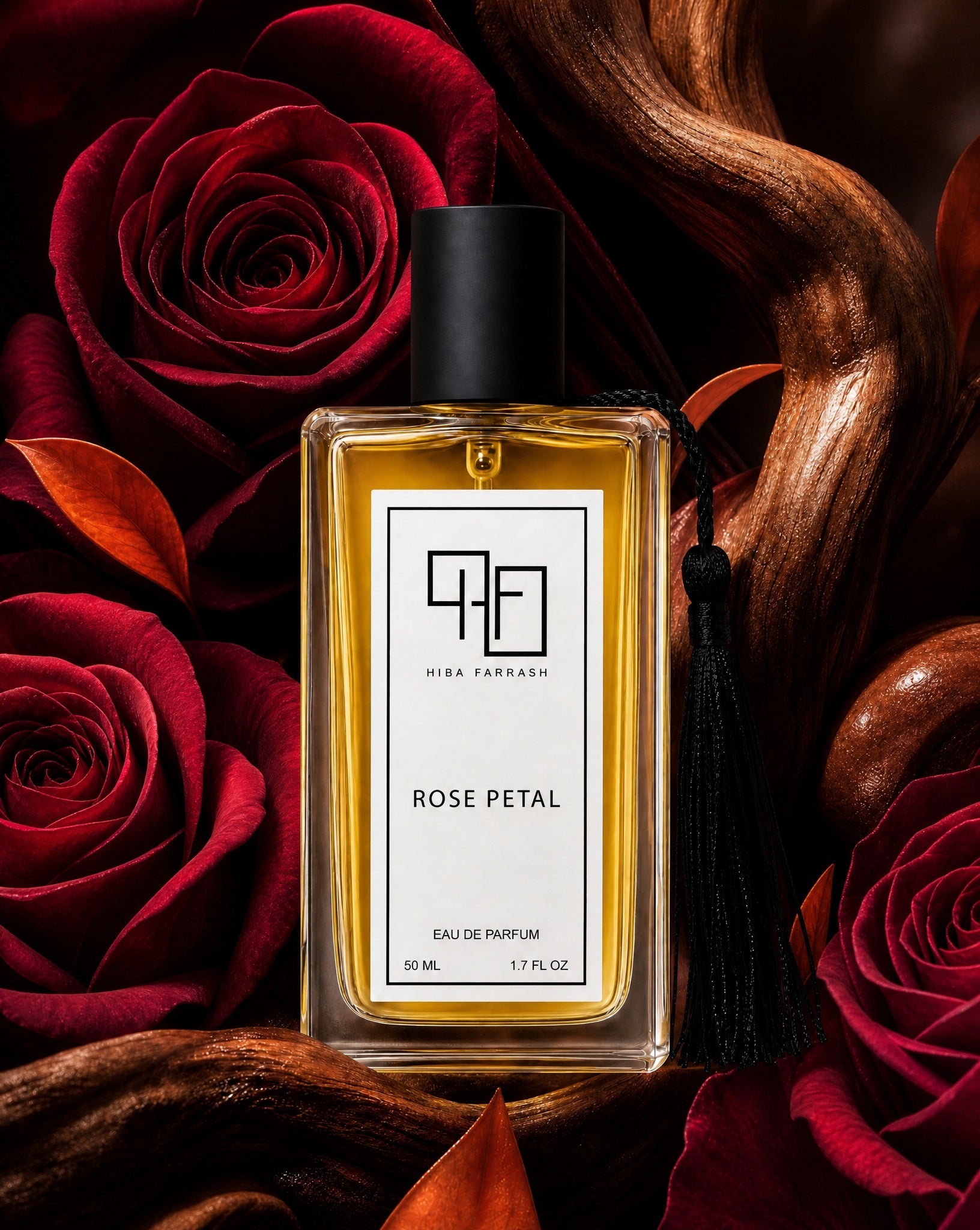 Rose Petal Perfume – Rare Flowers Sandalwood - HIBA FARRASH - MIRA Y MANO