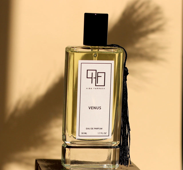 VENUS PERFUME - HIBA FARRASH - MIRA Y MANO