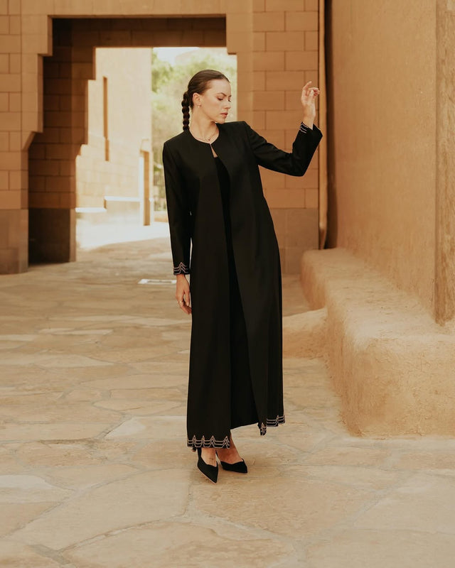 HON018 - BK ABAYA - HOUSE OF N - MIRA Y MANO