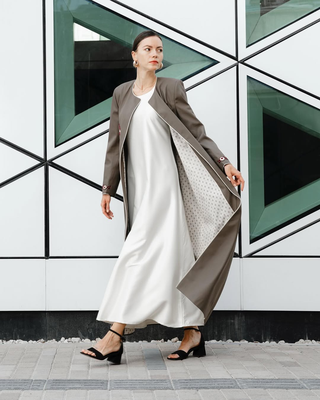 HON072 ABAYA - HOUSE OF N - MIRA Y MANO