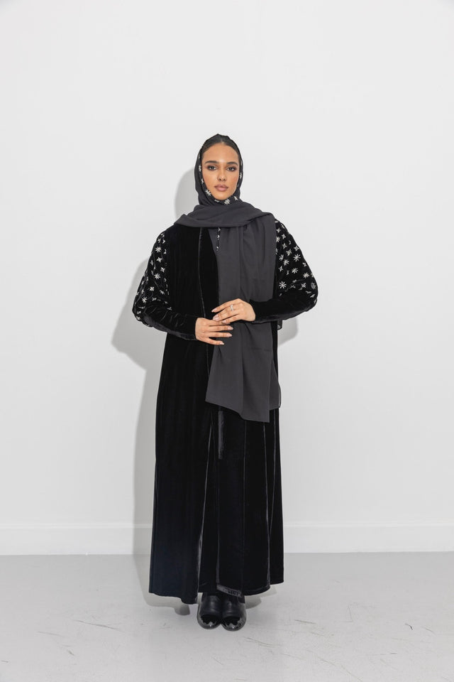 WHRL - 12 - BK ABAYA - HUROF - MIRA Y MANO