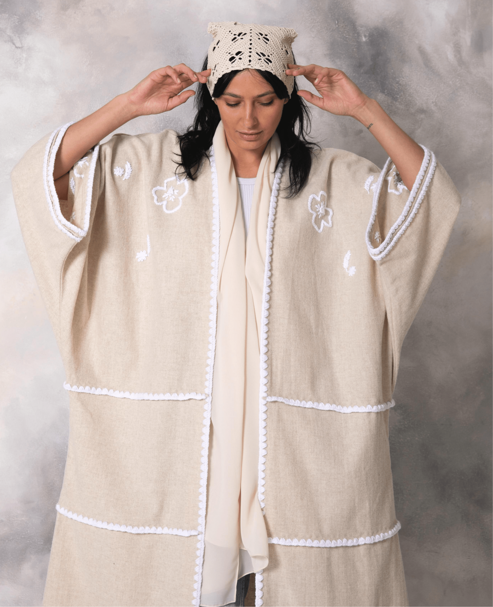 F202 ABAYA - JAMELOO - MIRA Y MANO