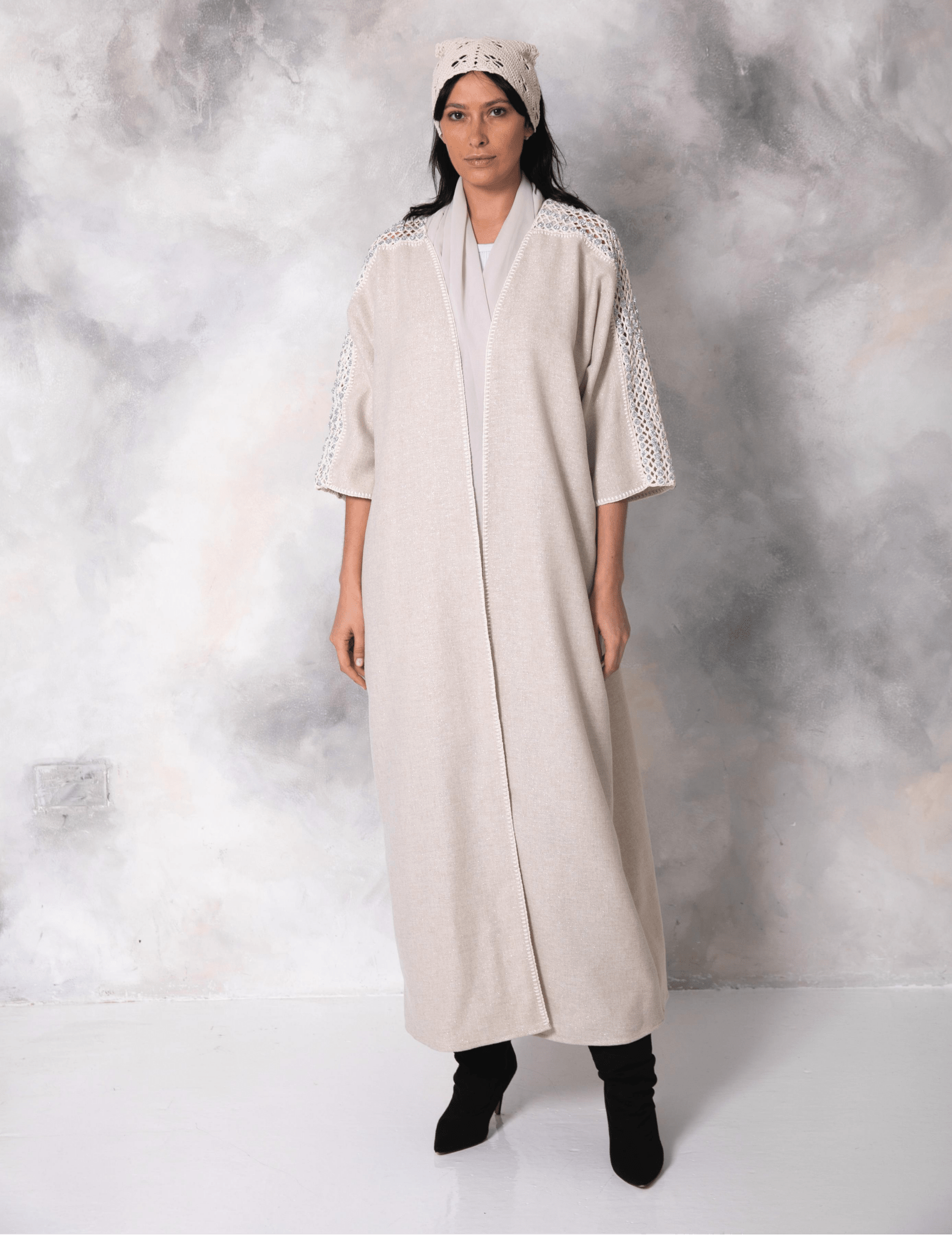 F203 ABAYA - JAMELOO - MIRA Y MANO