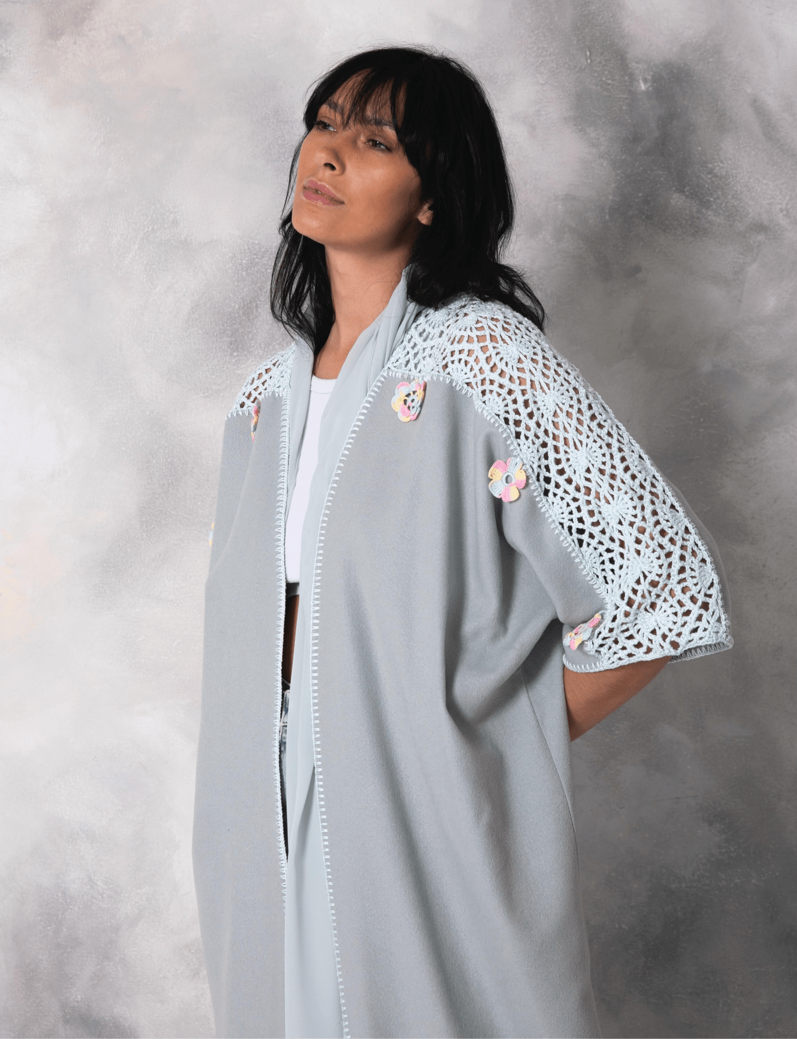 F208 ABAYA - JAMELOO - MIRA Y MANO