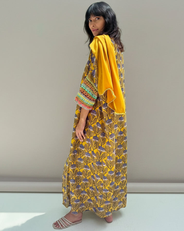 S153 DAISY2 MUST ABAYA SET - JAMELOO - MIRA Y MANO