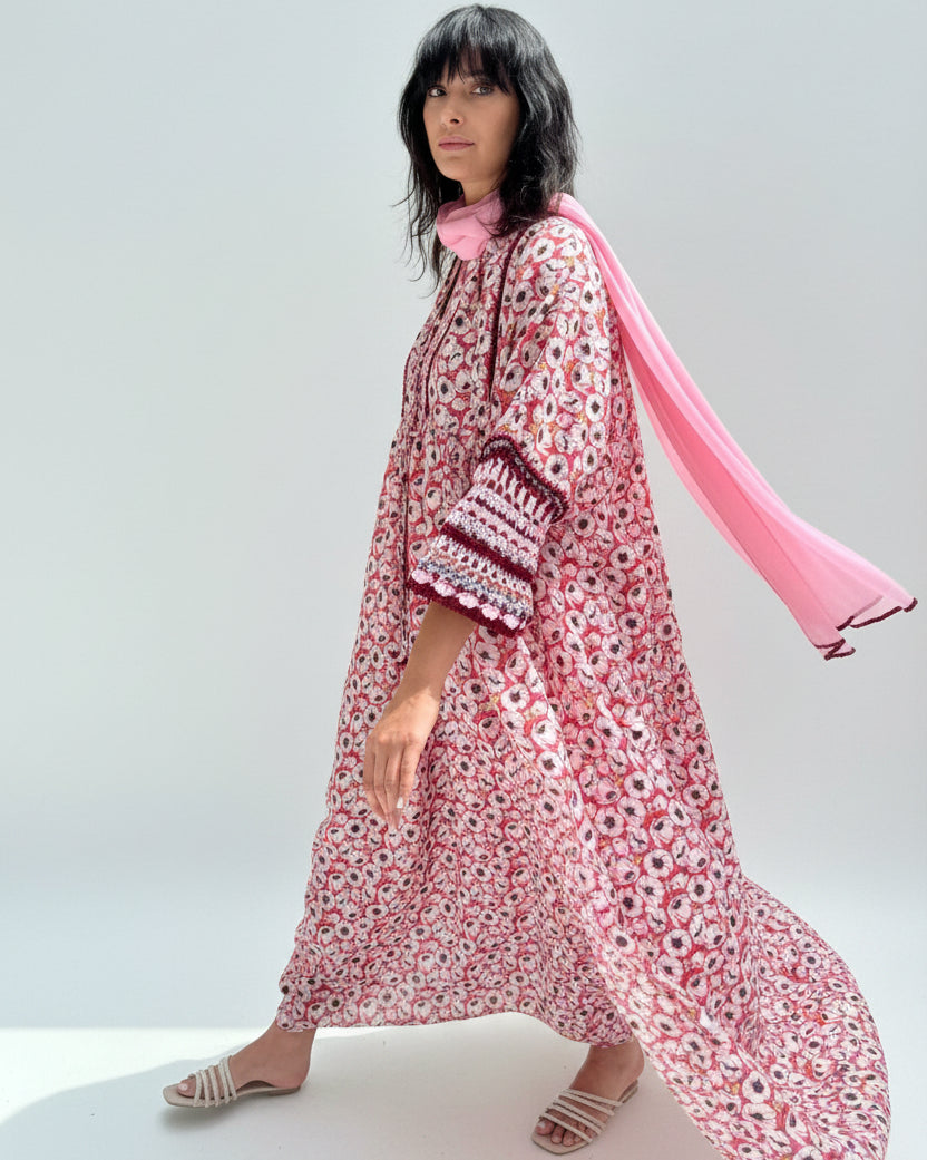 S153 DAISY2 PINK ABAYA SET - JAMELOO - MIRA Y MANO