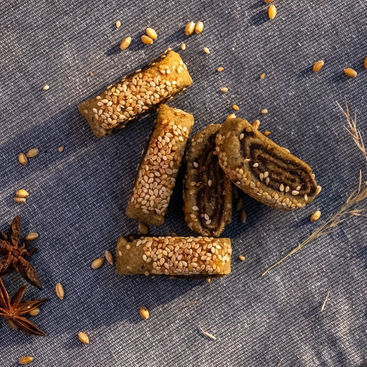 KAEK MAKROUTA - KAEK BLADY - MIRA Y MANO