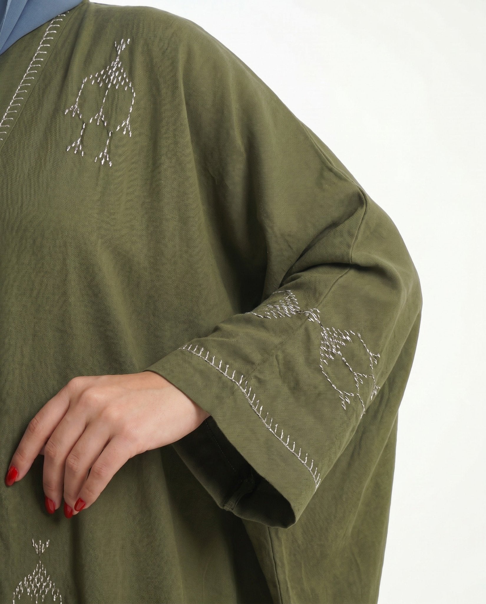 M0834 ABAYA - KERTA COLLECTION - MIRA Y MANO