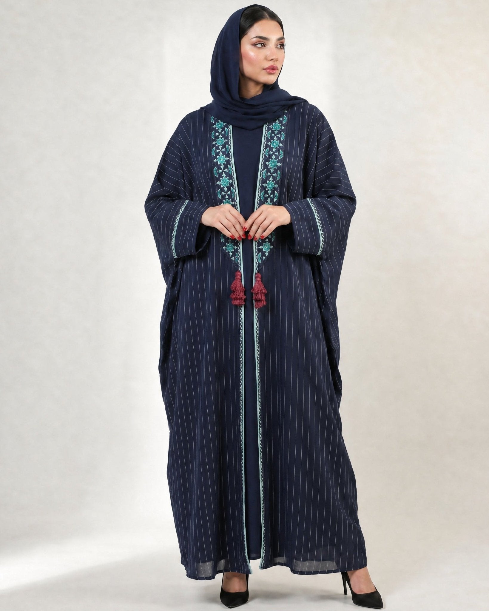 M0850 ABAYA - KERTA COLLECTION - MIRA Y MANO