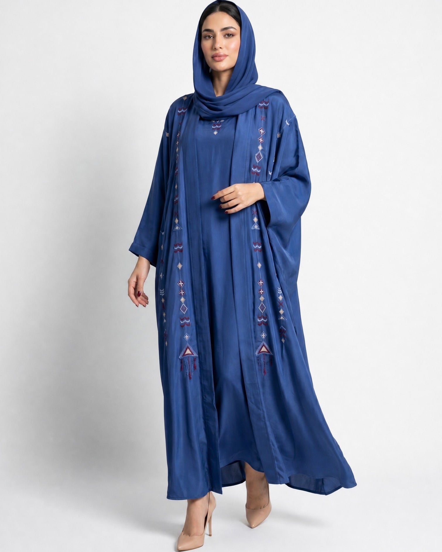 M0853 ABAYA - KERTA COLLECTION - MIRA Y MANO