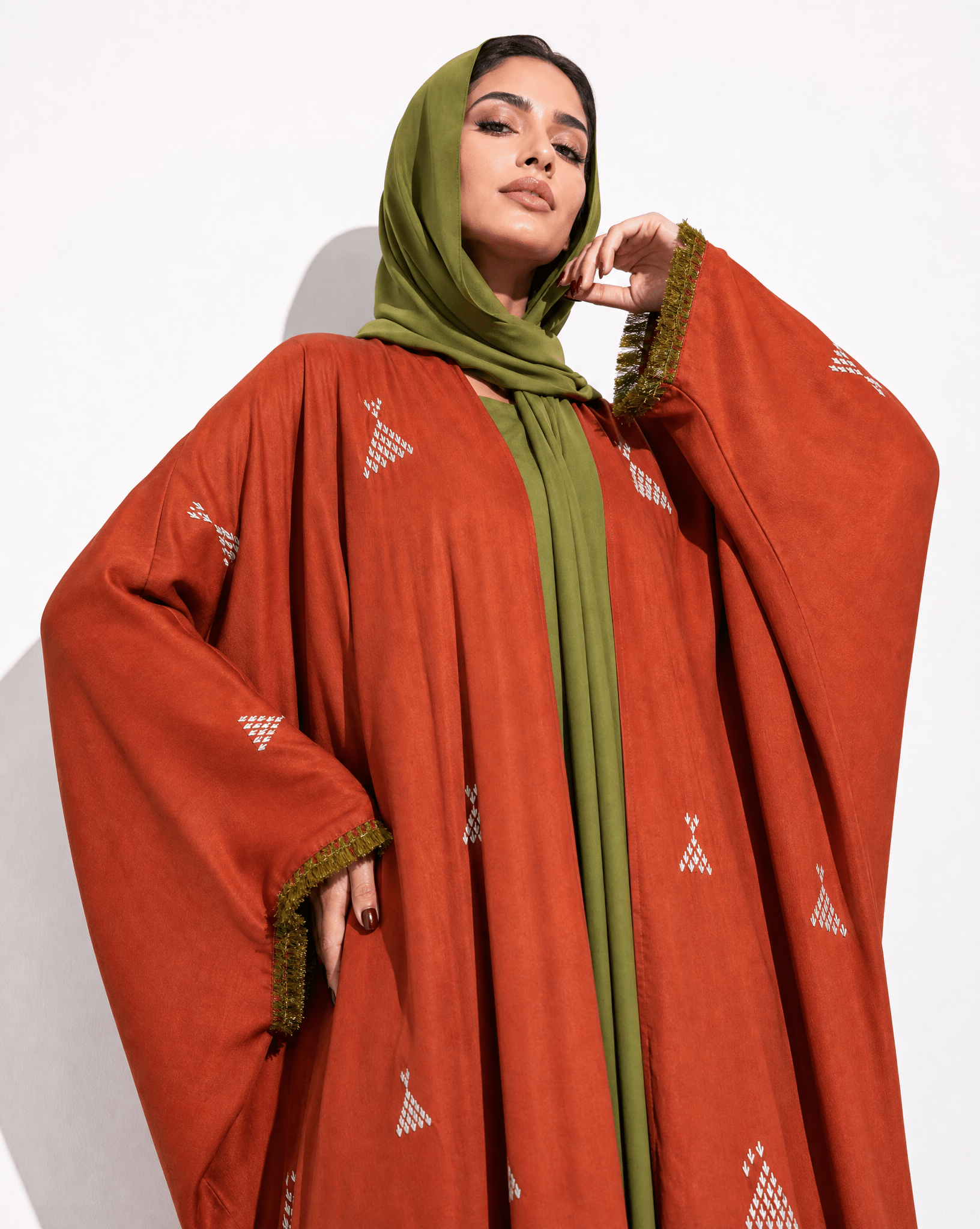 M0881 – Fire Brick Washed Silk Abaya - KERTA COLLECTION - MIRA Y MANO