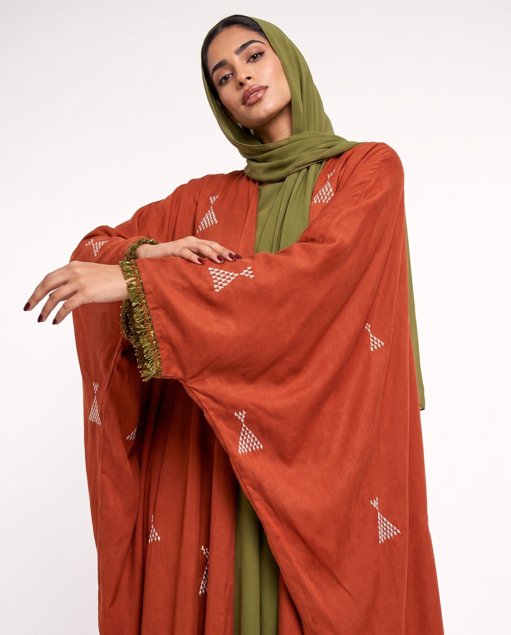 M0881 – Fire Brick Washed Silk Abaya - KERTA COLLECTION - MIRA Y MANO