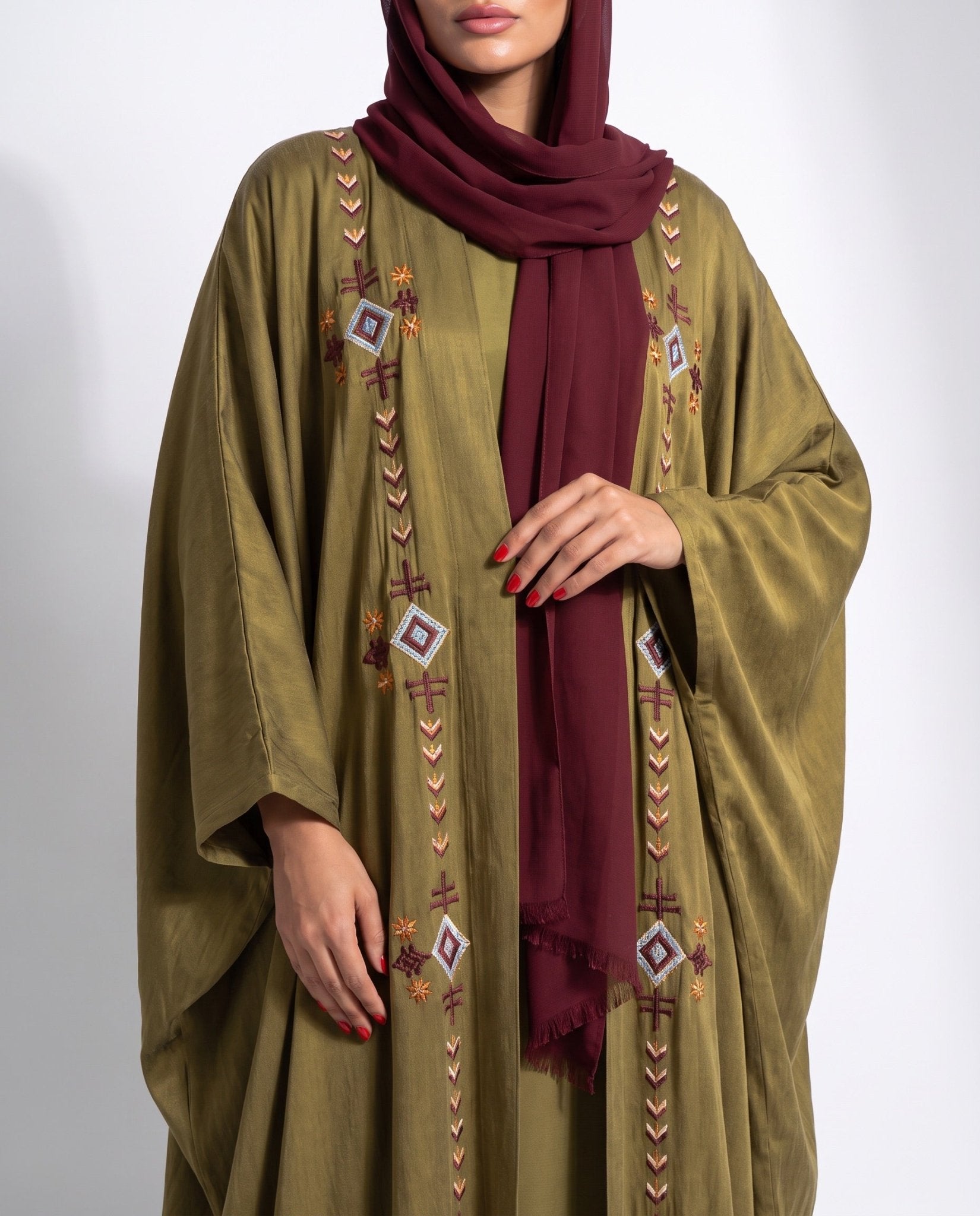 M0901 - Olive Washed Silk Abaya - KERTA COLLECTION - MIRA Y MANO