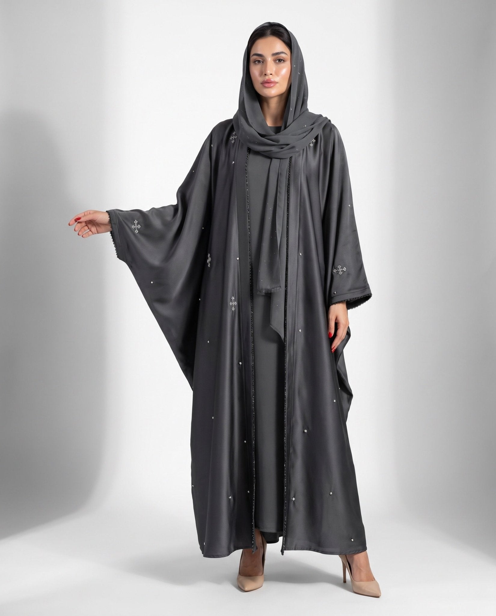 M0903 - Gray Silk Abaya - KERTA COLLECTION - MIRA Y MANO