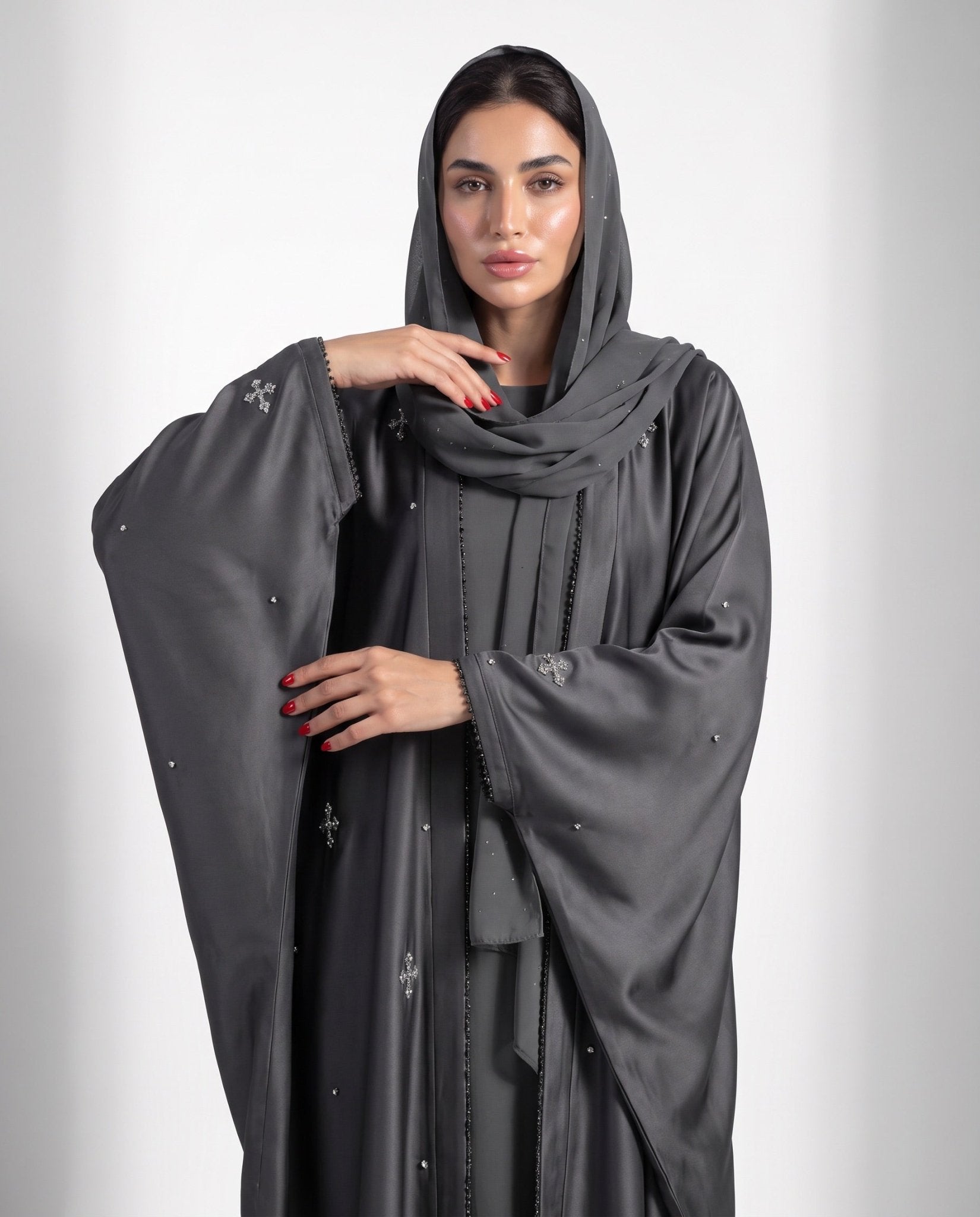 M0903 - Gray Silk Abaya - KERTA COLLECTION - MIRA Y MANO