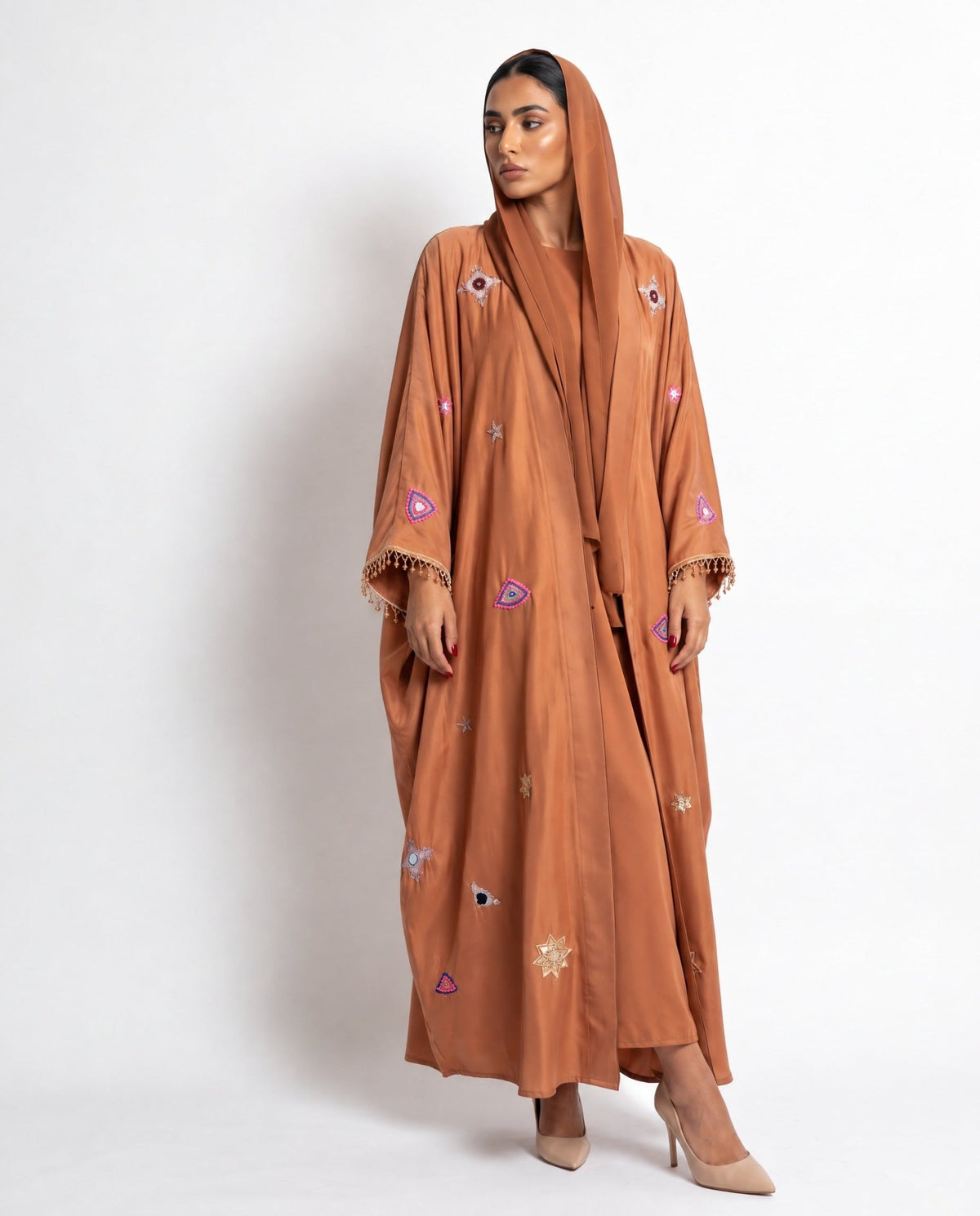 M0913 - Chocolate Washed Silk Abaya - MIRA Y MANO