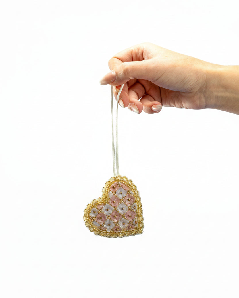 BH - 01 PLAID CHECKERED HEART CHARM - KHAM - MIRA Y MANO