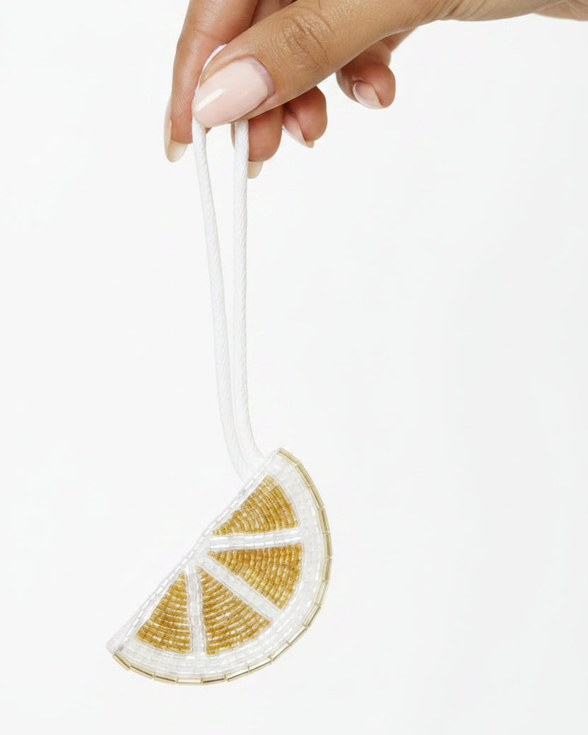 CS - 01 CITRUS SLICE CHARMS - KHAM - MIRA Y MANO