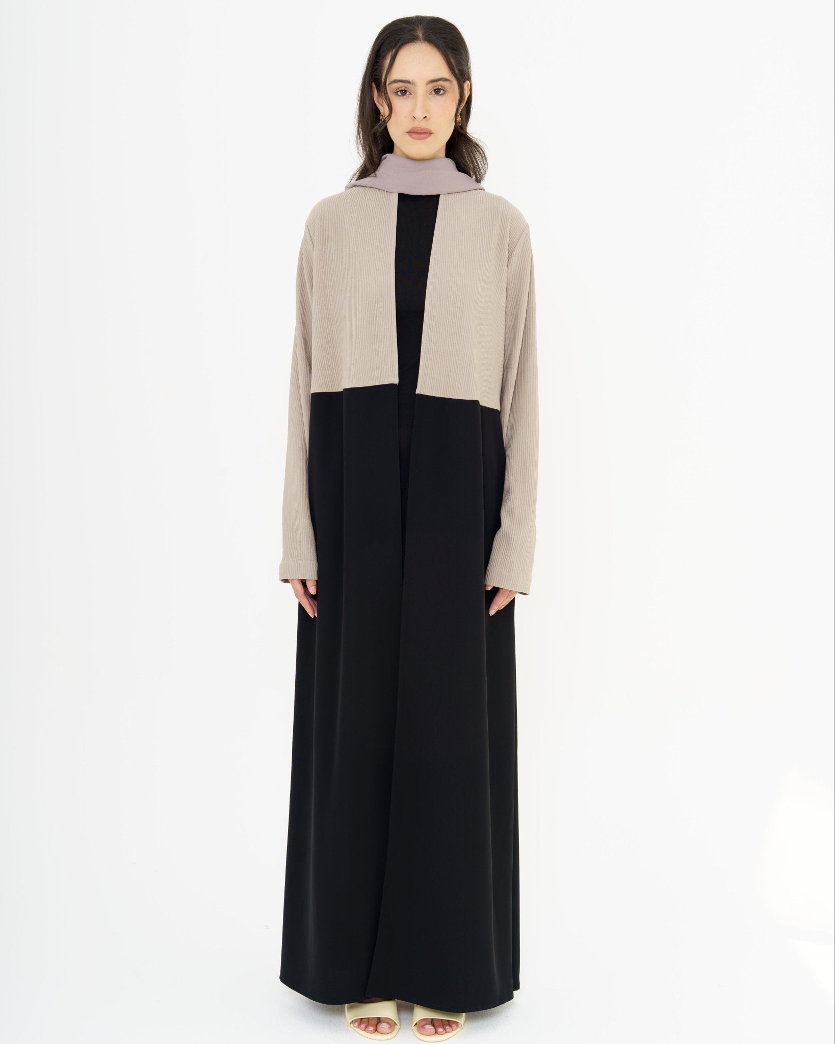 FREYA STRAWBERRY ABAYA - KHAM - MIRA Y MANO