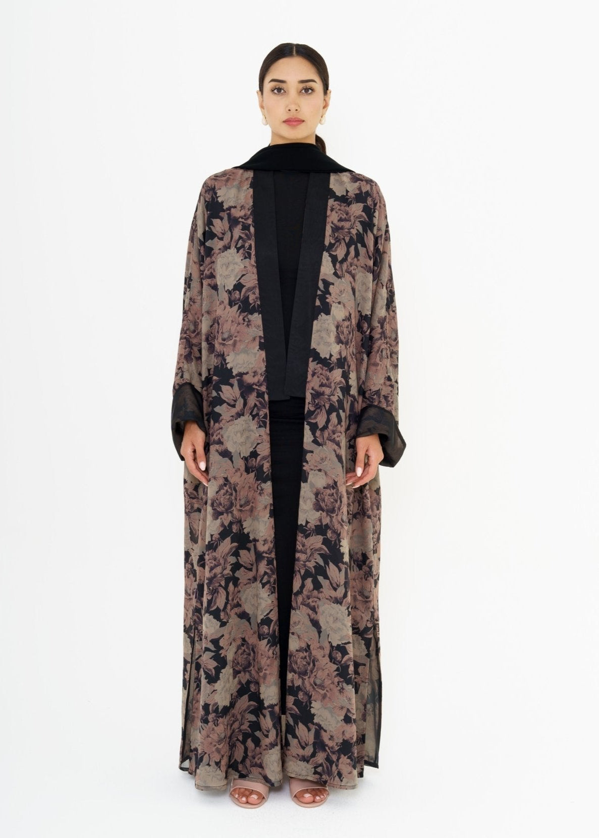 NB - 01 NOIR BLOOM ABAYA - KHAM - MIRA Y MANO