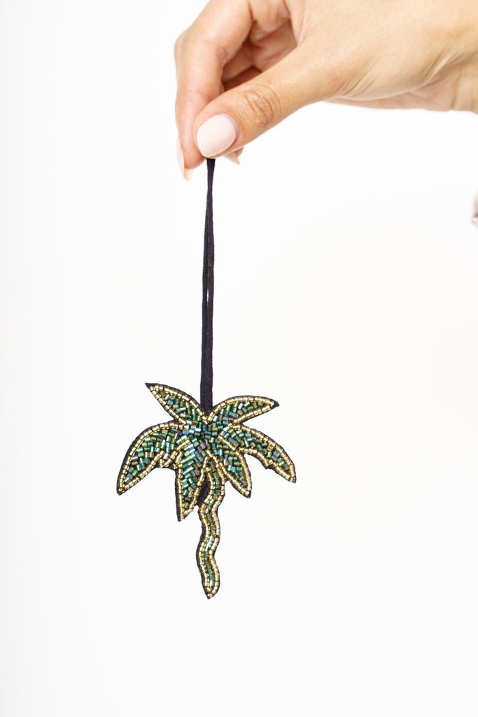 PD - 01 PALM DUSK CHARMS - KHAM - MIRA Y MANO