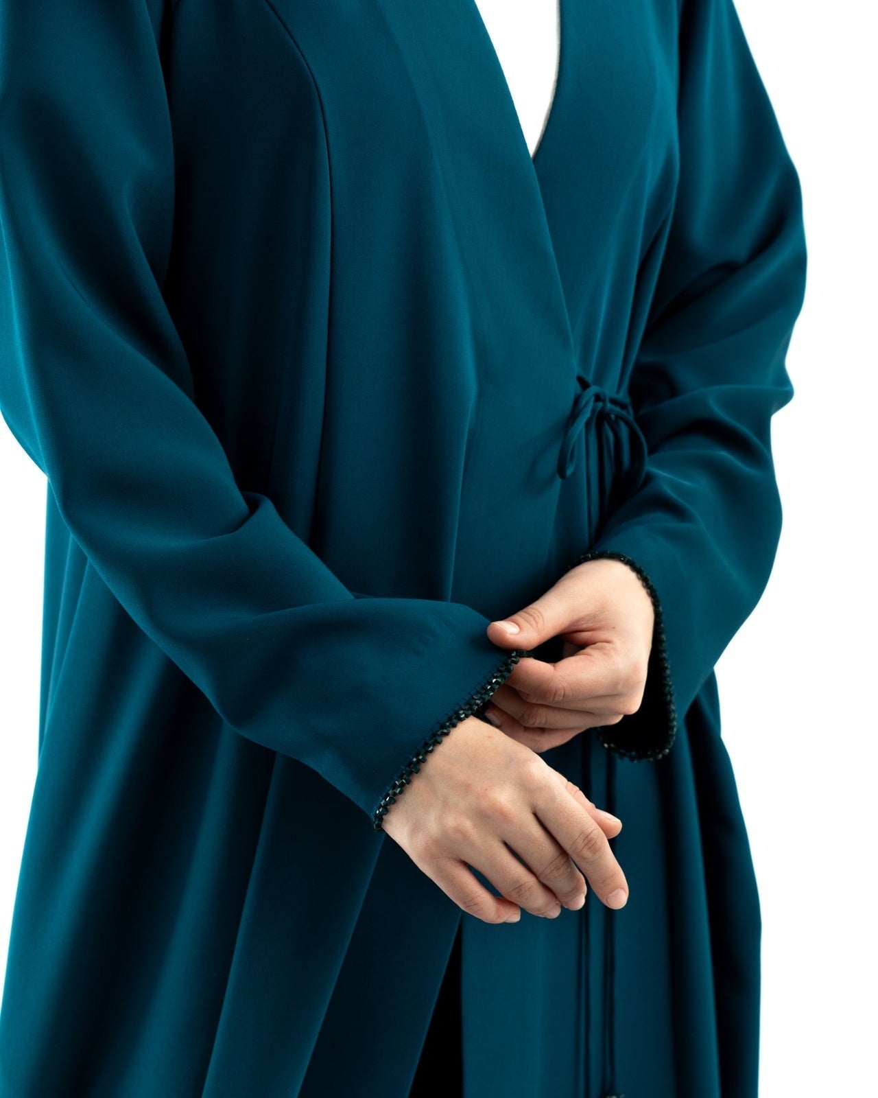 SOPHIA MARLIN ABAYA - KHAM - MIRA Y MANO