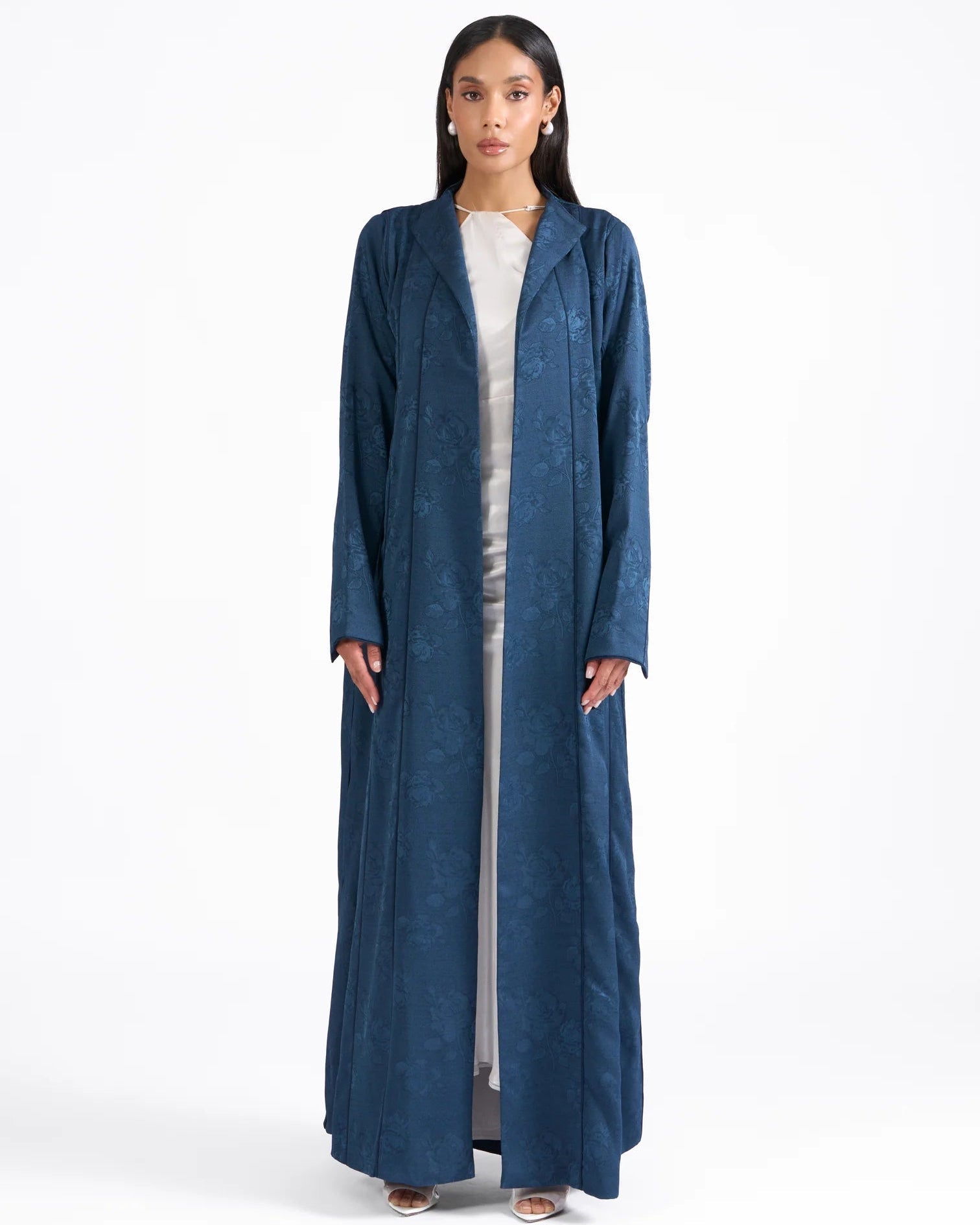 BLUE BLOOM ABAYA - LA SOIIE - MIRA Y MANO