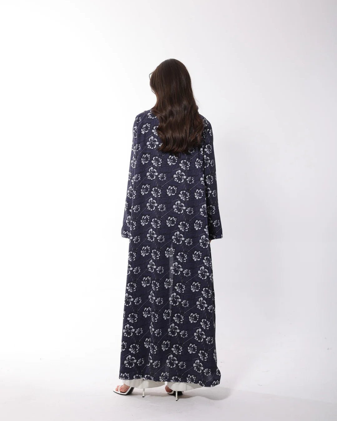 MOONLIT BLOOM ABAYA - LA SOIIE - MIRA Y MANO