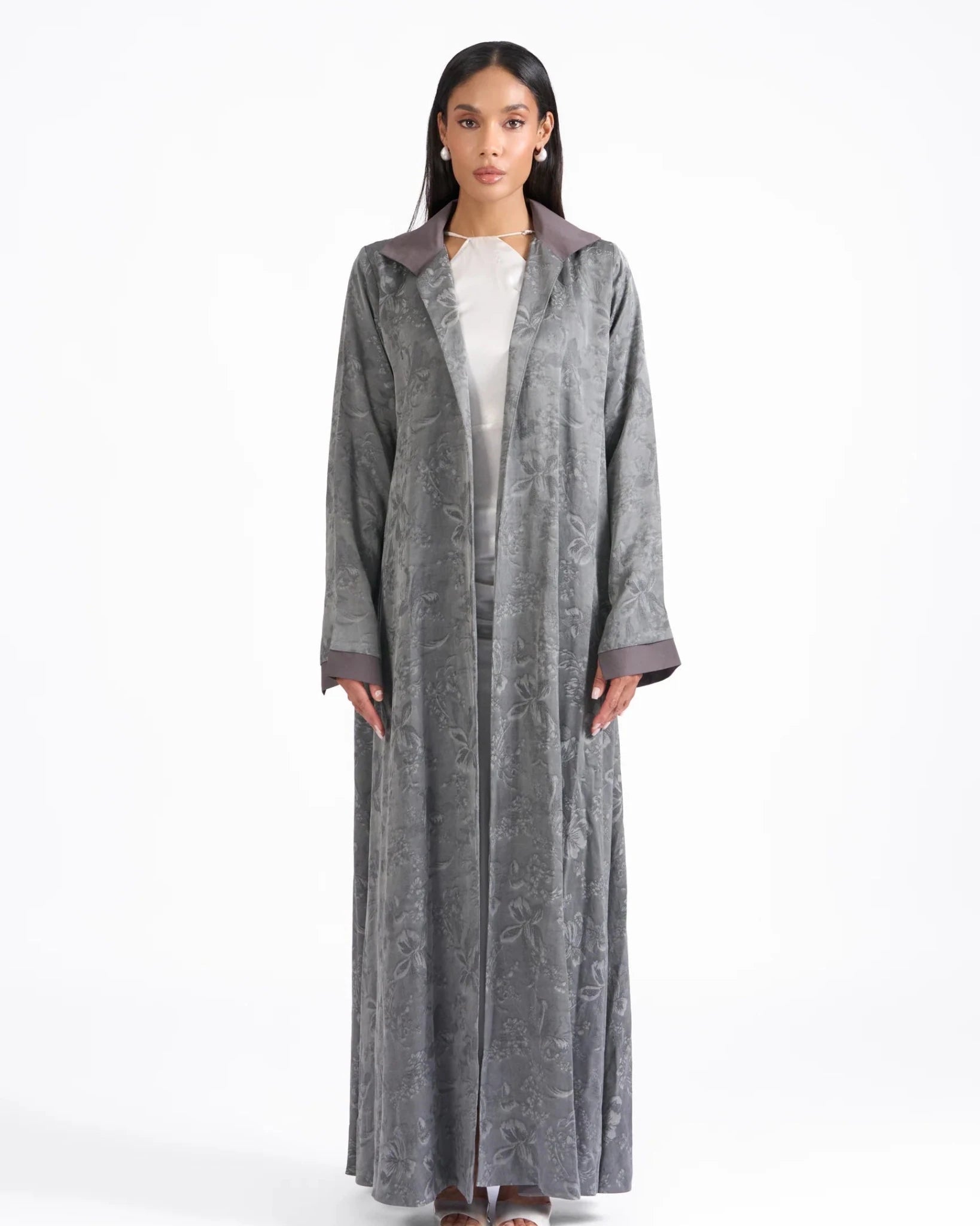 SILVER BLUSH ABAYA - LA SOIIE - MIRA Y MANO