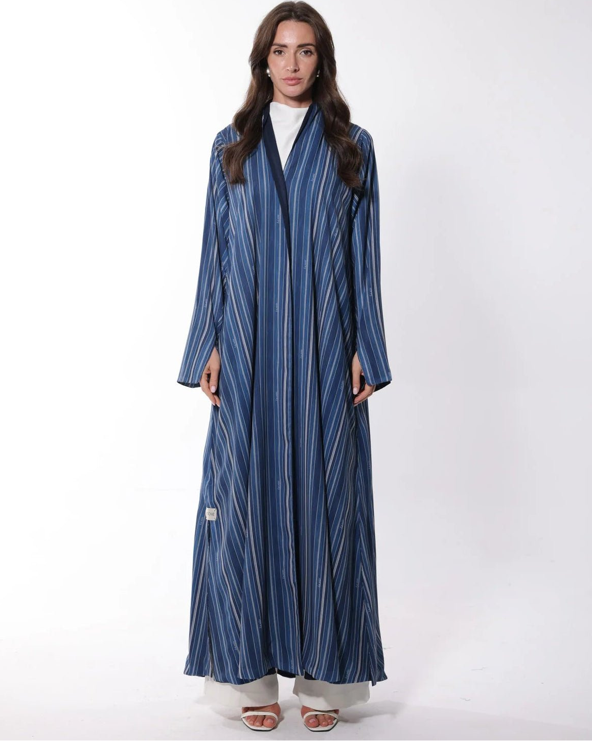 SKY STRIPES ABAYA - LA SOIIE - MIRA Y MANO