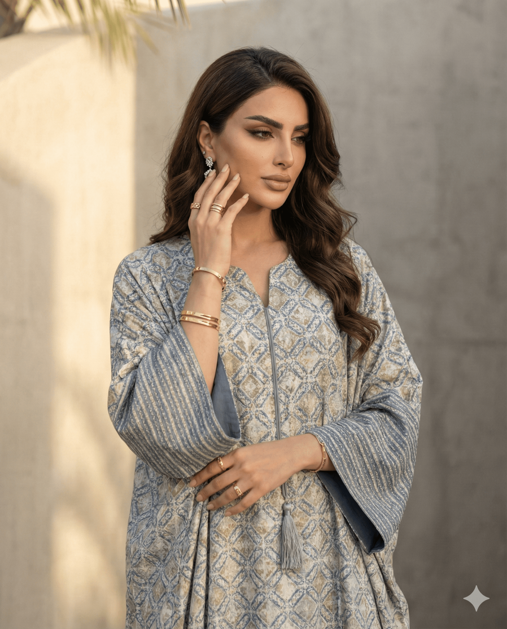 SS25 LSSJ08 JALABIAH - LA SOIIE - MIRA Y MANO