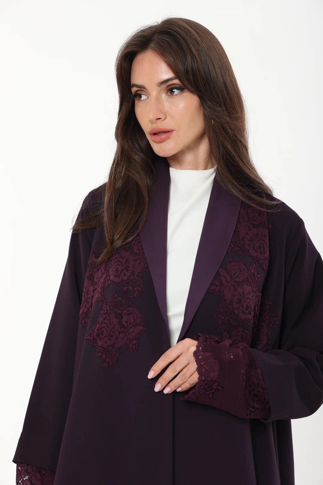 TIMELESS VIOLET ABAYA - LA SOIIE - MIRA Y MANO