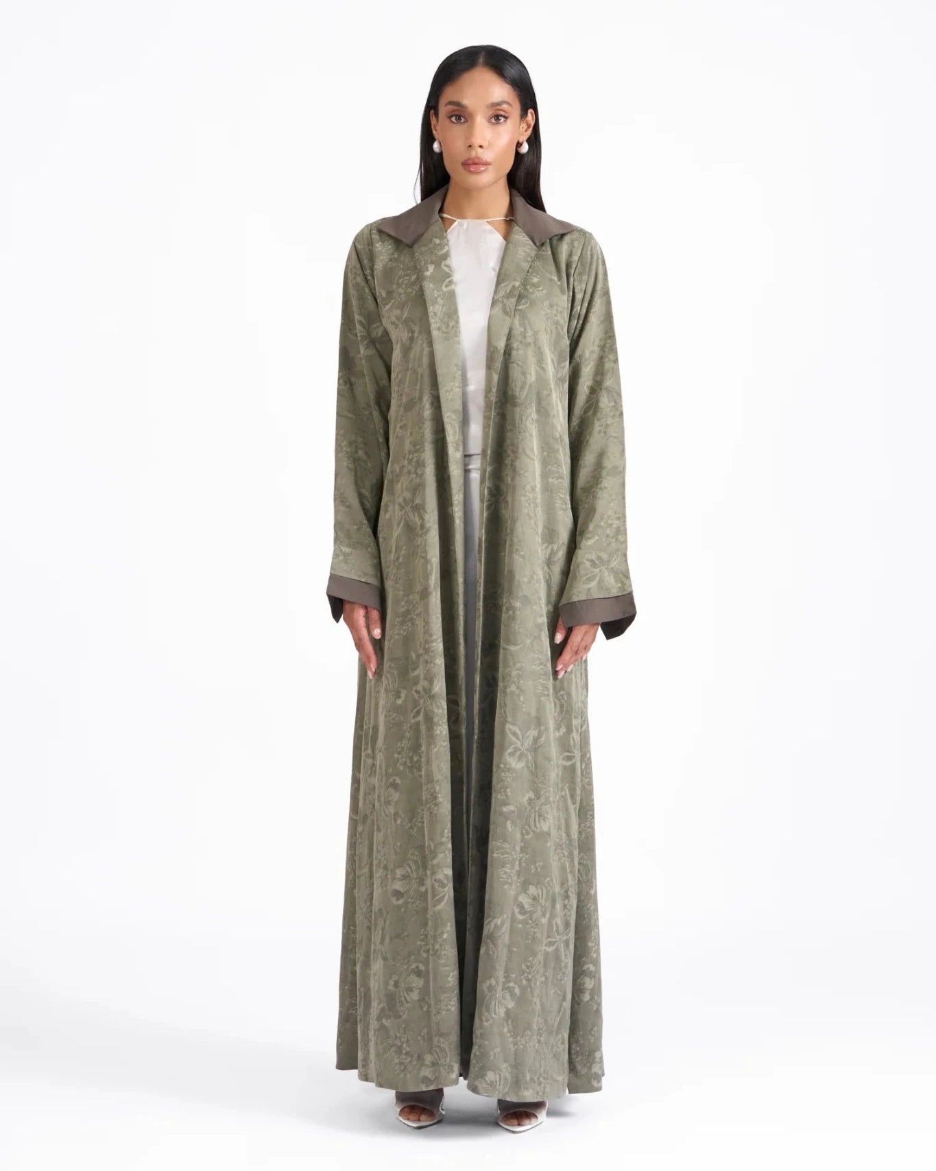 VERDANT BLUSH ABAYA - LA SOIIE - MIRA Y MANO