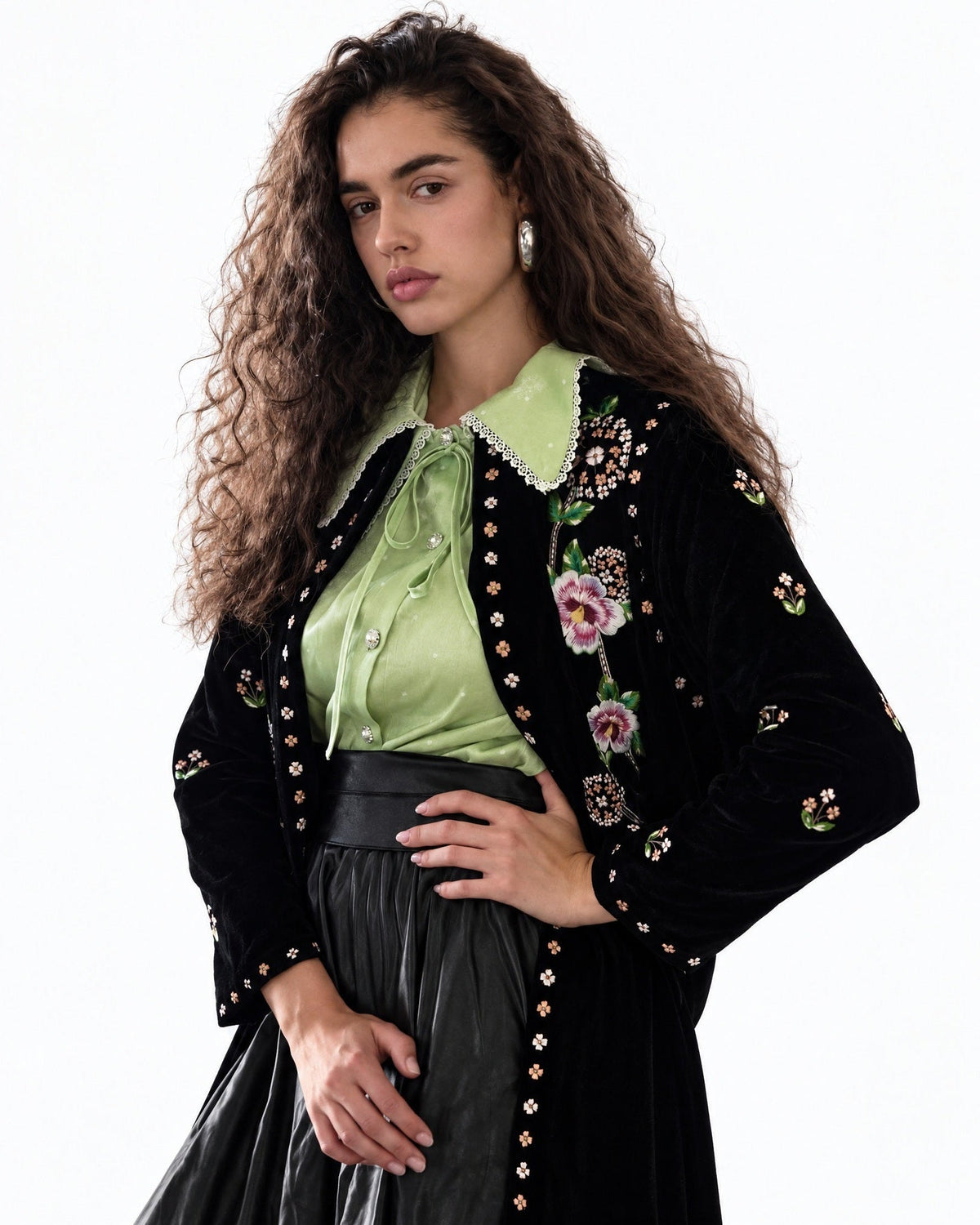 LA01188-NB ABAYA - MIRA Y MANO