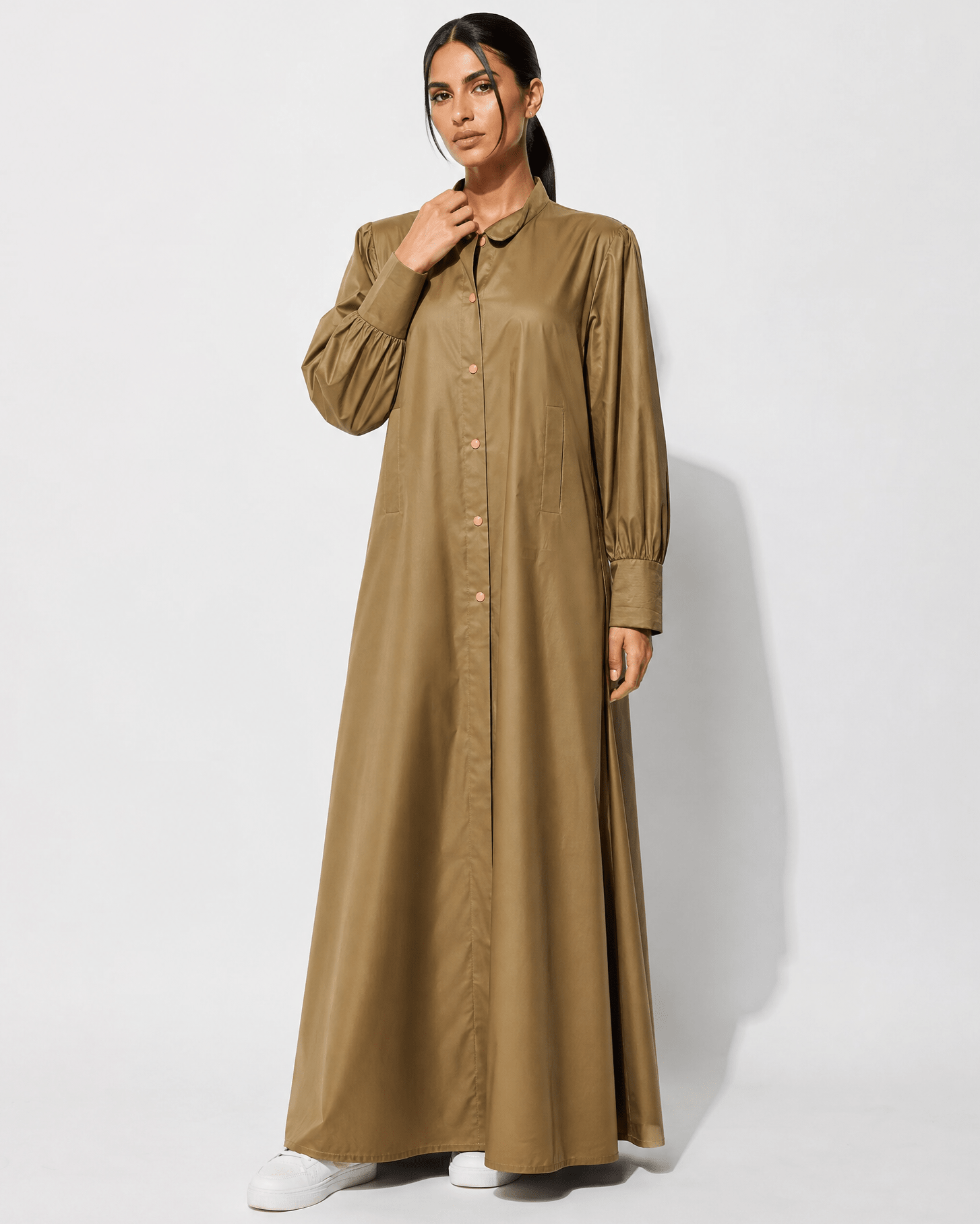 LA01193-OL – Olive Polyester Abaya - LAILA AL AWADHI - MIRA Y MANO